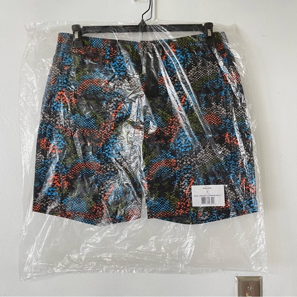 Marc by Marc Jacobs men’s shorts mid rise orange clownfish multi pattern - Picture 3 of 8